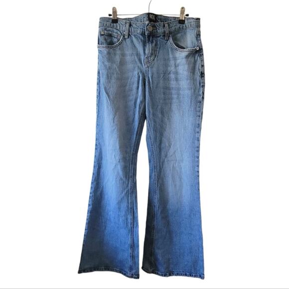 UO BDG distressed flare jeans, size 29 - Picture 1 of 5